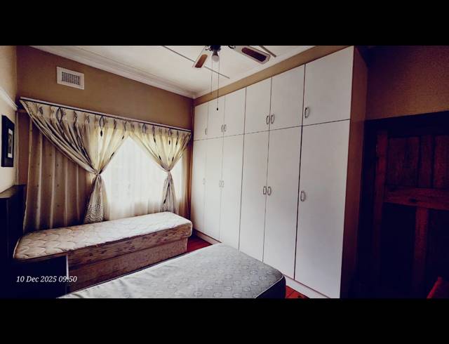 15 BEDROOM FREESTANDING FOR SALE IN SCOTTSVILLE